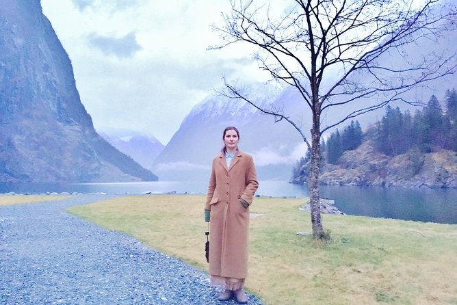 PRIVATE GUIDED TOUR: the Heart of Norway – Viking Special, 8-9 Hours – WINTER - Immerse in the Viking Culture