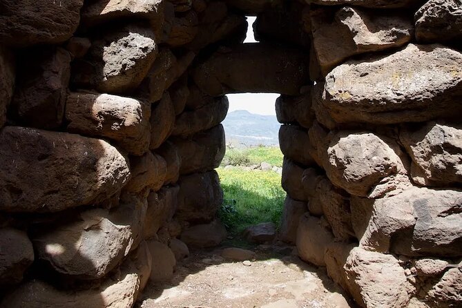 Private Guided Tour to Borore in the Bronze Age - Uncovering Borores Archaeological Gems