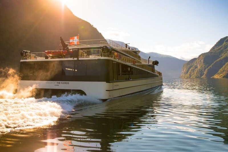Private Guided Tour to Oslo Nærøyfjord Cruise & Flåm Railway - Inclusions