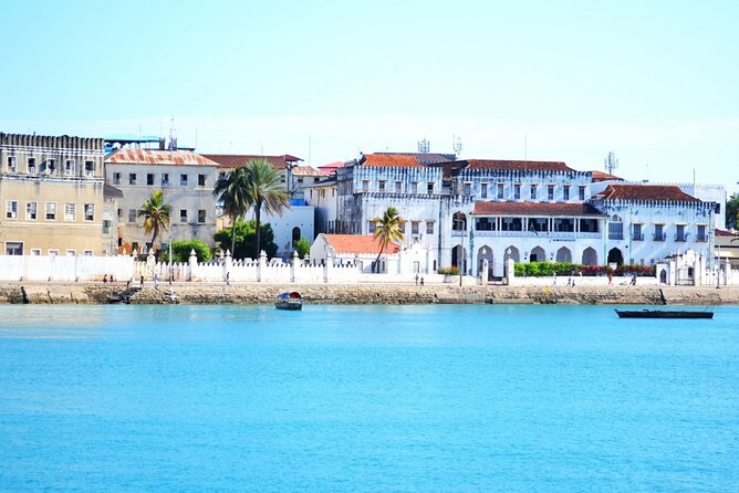 Private Guided Tour to Prison Island, Nakupenda Beach, Stone Town - Accessibility and Accommodations