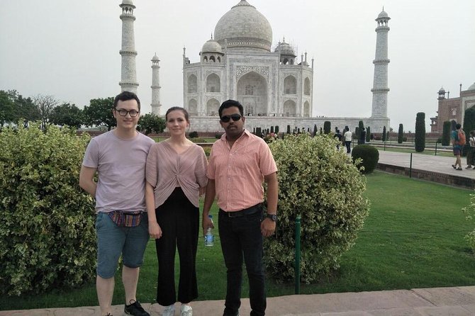 Private Guided Tour to Taj Mahal and Agra Fort With All Inclusive - Entrance Tickets and Fees Included