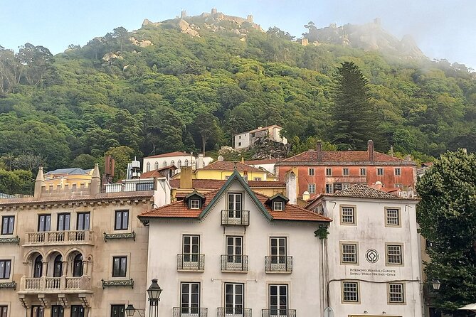 Private Guided Transfer in Sintra and Lisbon - Pickup and Drop-off