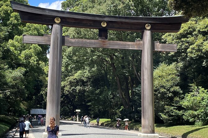 Private Guided Trivia Quest Tour at Harajuku Meiji-jingu - Private Guided Trivia Experience