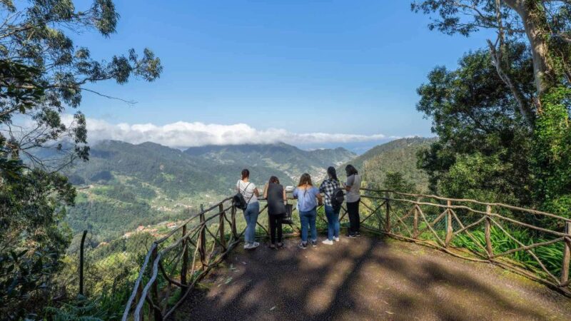 Private Guided Vespa Tour Through Mountains - Inclusions and Equipment