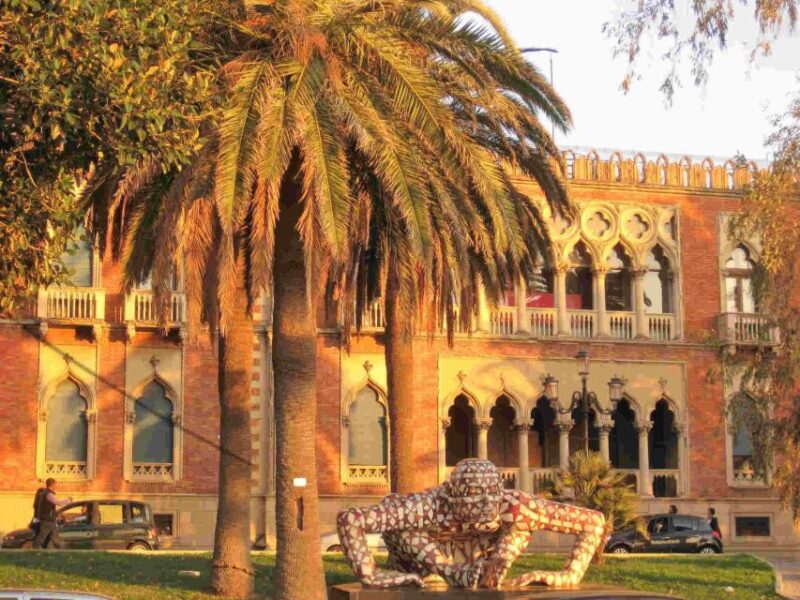 Private Guided Walk Tour of Reggio With Archeological Museum - Itinerary