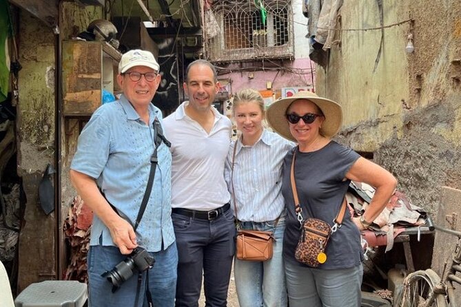 Private Guided Walking Tour in Dharavi Slums - Exploring Dharavi Slums