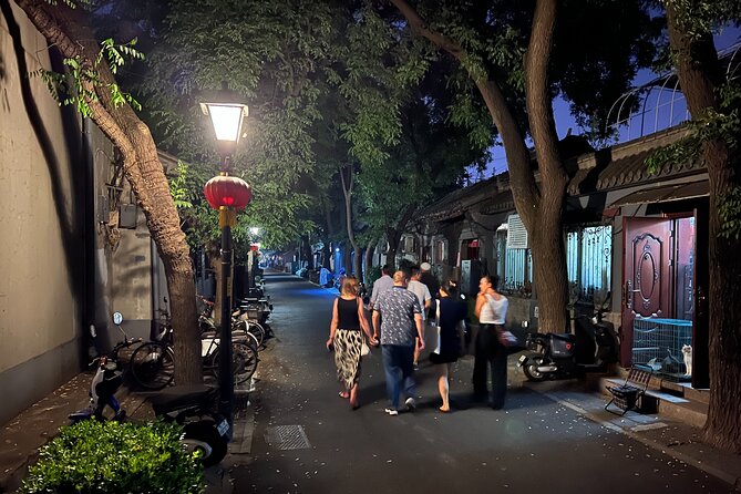 Private Guided Walking Tour in the Hidden Bars of Hutong, Beijing - Dinner at Laoshi Dumplings