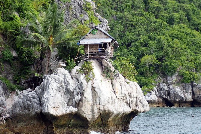 Private Half-Day Blue Dragon Yacht for Snorkeling Koh Tan & Visit Pig Island - Exploring Koh Mudsum