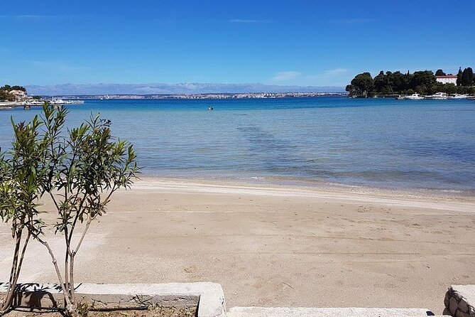 Private Half-Day Boat Tour to Nearby Islands in Zadar With Drinks - Guest Reviews