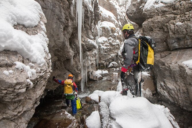 Private Half Day Canyoning Tour in Gordona - Booking and Cancellation