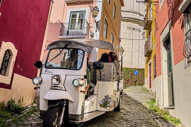 Private Half-Day Eco Tuk Tuk Tour in Lisbon - Guest Reviews