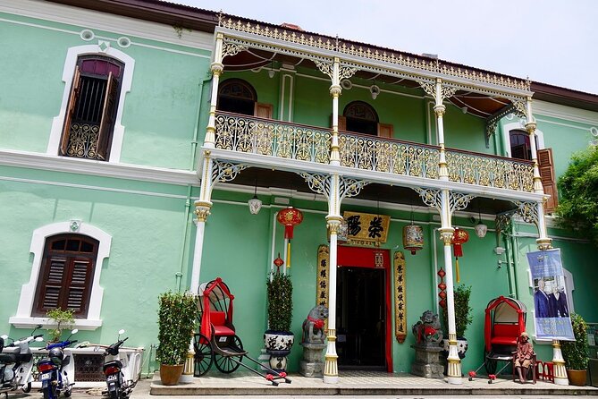 Private Half-Day George Town History Tour - Exploring Clan Jetties