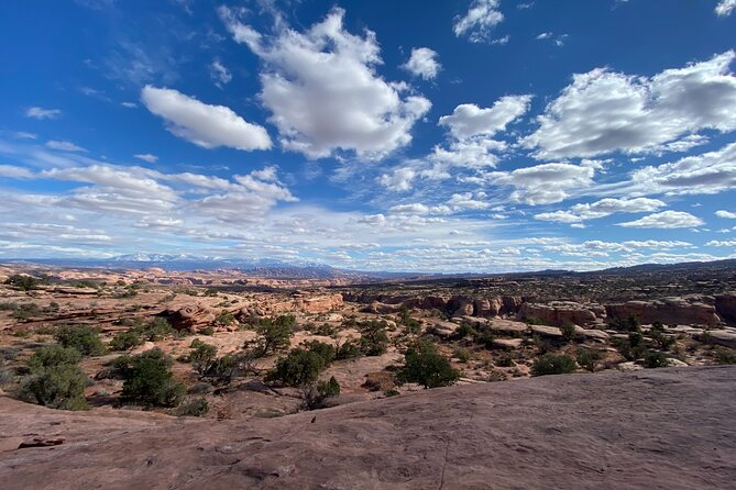 Private Half Day Guided Mountain Bike Tour in Moab - Meeting and Pickup