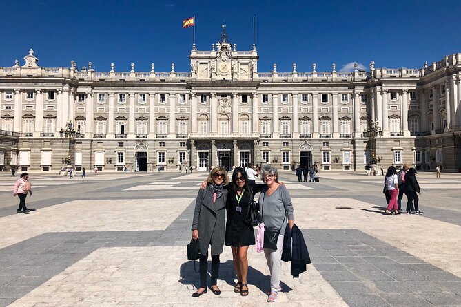 Private Half-Day Guided Tour of Madrid: 2H by Private Vehicle & 2H Walking - Combination of Business & Historic Sites