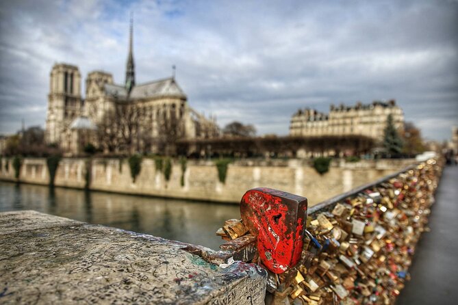 Private Half Day Historic Tour - End at Ile Saint Louis