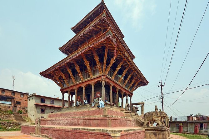 Private Half Day Medieval Kirtipur Town With Newari Food Tasting Trip - Health and Accessibility