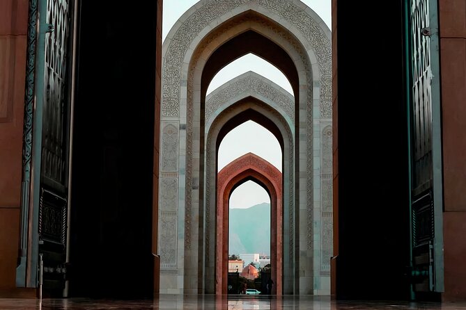 Private Half-Day Muscat City At Night Tour - Private Tour Highlights