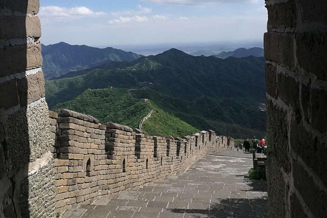 Private Half-Day Mutianyu Great Wall Tour Including Round Way Cable Car or Toboggan - Personalized Hiking Itinerary