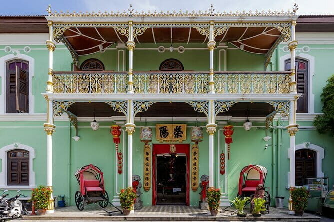 Private Half-Day Penang Hill and Kek Lok Si Temple Tour - Who Should Consider This Tour?