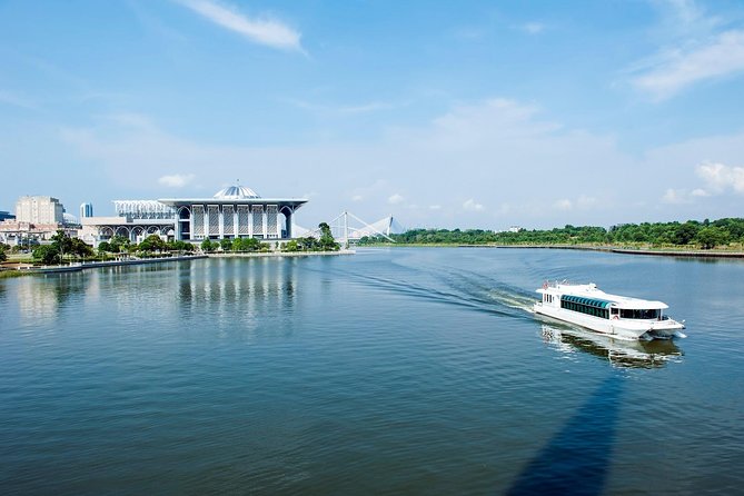 Private Half-Day Putrajaya Tour With Lake Cruise From Kuala Lumpur - Agricultural Museum