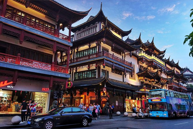 Private Half-Day Shanghai Tour With Din Tai Fung Dining - Morning or Afternoon Departure