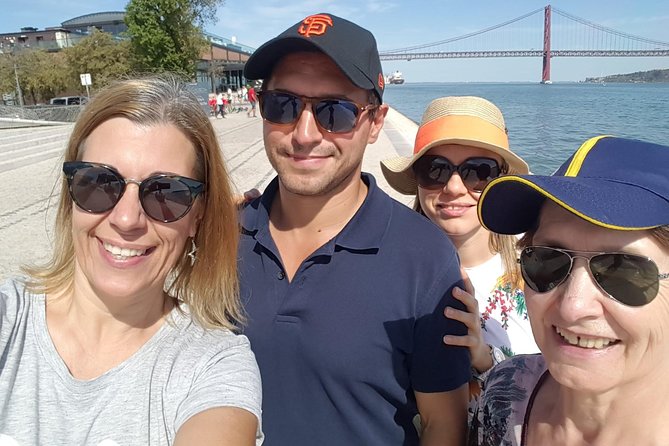 Private Half-Day Sightseeing Tour in Lisbon - Pricing and Group Size