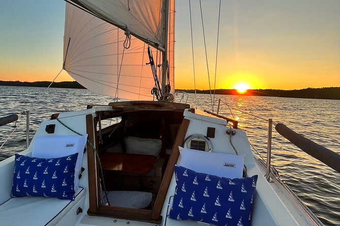 Private Half-Day Sunset Sailing in Nashville - Inclusions and Requirements
