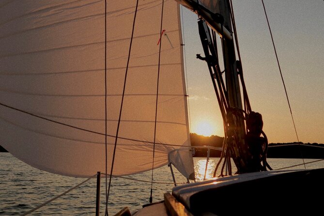 Private Half-Day Sunset Sailing in Nashville - Booking and Reservation Details