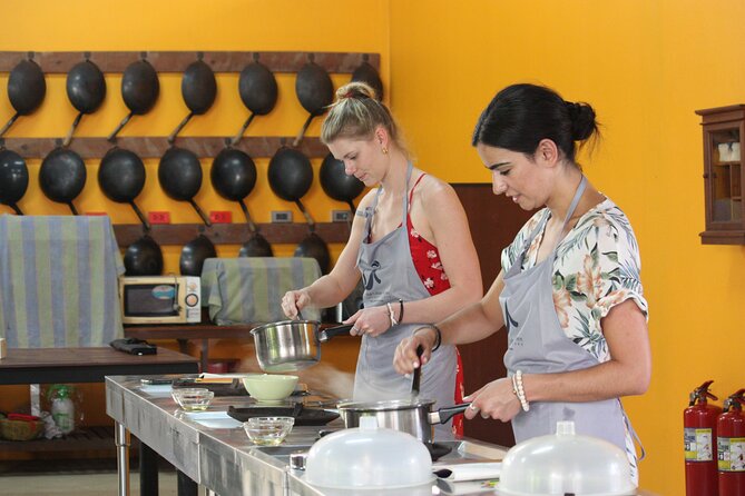 Private Half-Day Thai Cooking Class in Chiang Mai - Savoring the Homemade Lunch