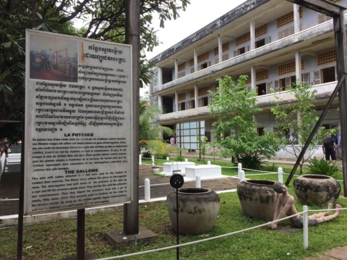 Private Half Day to Killing Field and S21 Genocidal Museum - Customer Feedback