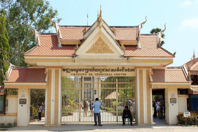 Private Half Day To Killing Field & S21 Genocidal Museum in Phnom Penh - Hotel Pickup and Drop-off