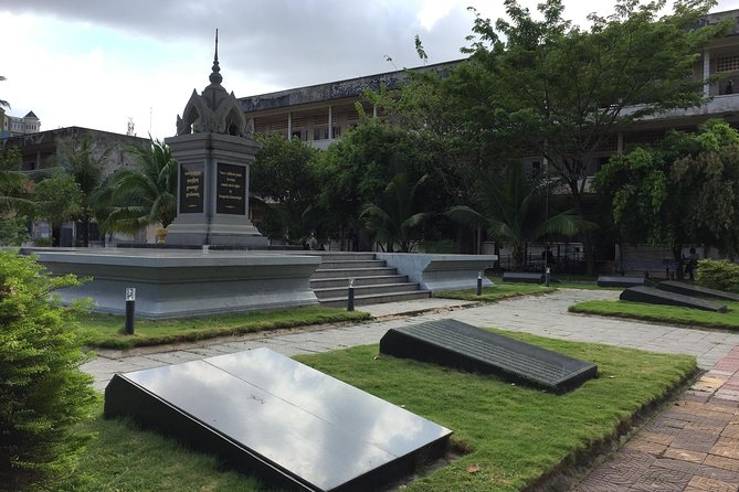 Private Half Day To Killing Field & S21 Genocidal Museum in Phnom Penh - Traveler Reviews and Ratings