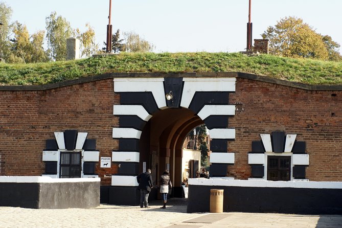 Private Half-Day Tour From Prague To Terezín Concentration Camp - Visiting the Small Fortress