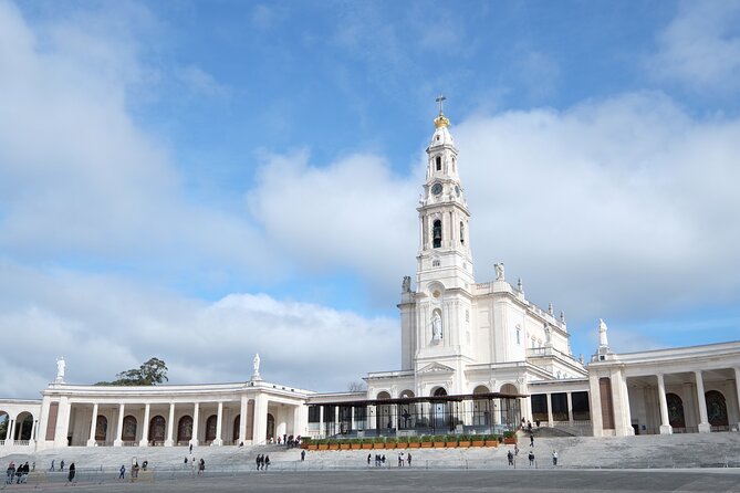 Private Half-Day Tour in Fátima From Lisbon - Accessibility Features