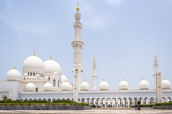 Private Half-Day Tour To Sheikh Zayed Grand Mosque & Louvre Museum in Abu Dhabi - Tour Operation Schedule