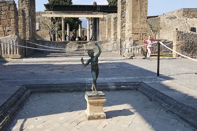 Private Half-Day Tour With Expert Guide in the Archaeological Site of Pompeii - Inclusions