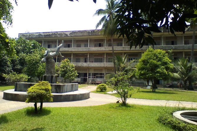Private Half Day Trip to Genocidal Museum & Killing Field - Tour Inclusions