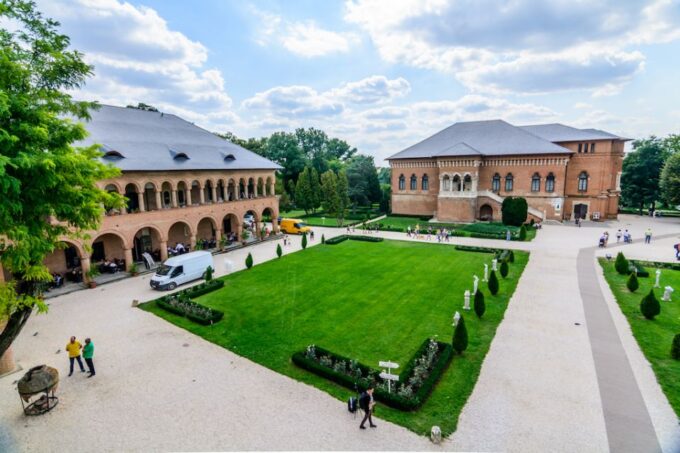Private Half Day Trip to Snagov Monastery & Mogosoaia - Booking and Cancellation