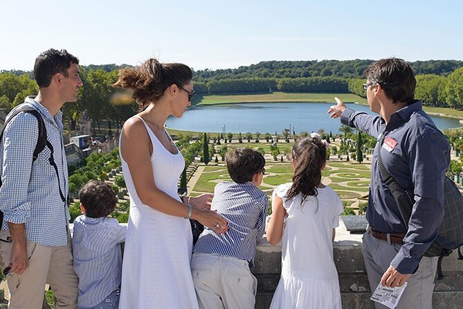 Private Half-Day Trip to Versailles From Paris With Macarons - Guided Tour of Lavish Interiors