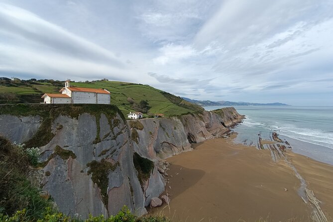 Private Half Day Txakoli Wine Tour & Getaria Fishing Village - Excellent Wine Tasting