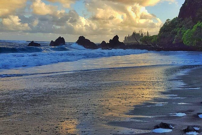 Private Hana Jeep Tour (Full Day) - Accessibility and Participation