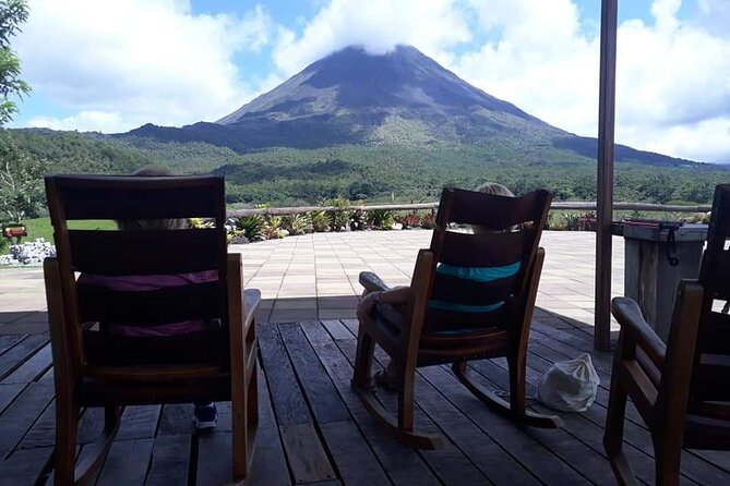 Private Hanging Bridges / Waterfall / Typical Lunch / Volcano-Lava Fields Combo - La Fortuna Waterfall