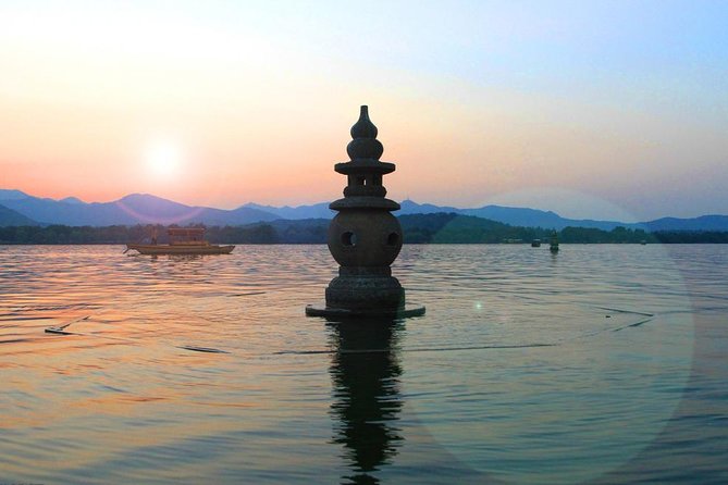 Private Hangzhou Day Tour to Cruise in West Lake, Tea Plantation & Hefang Street - Key Points