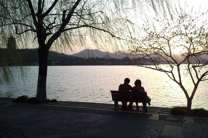 Private Hangzhou Day Tour to Cruise in West Lake, Tea Plantation & Hefang Street - Captivating Tea Plantation