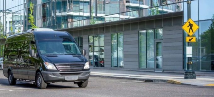 Private Hanoi Airport Transfer To/From HaLong Bay - Professional Drivers