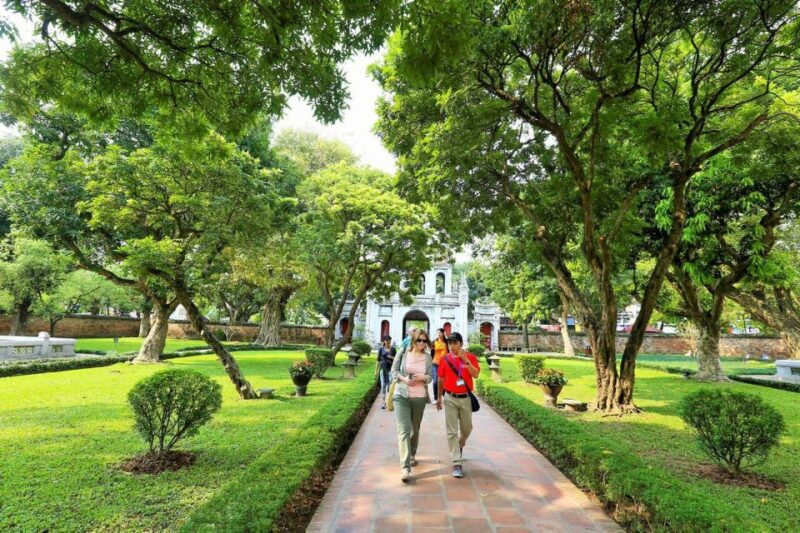 Private Hanoi: Crowd-free Morning Highlights of the City - Immersive Activities