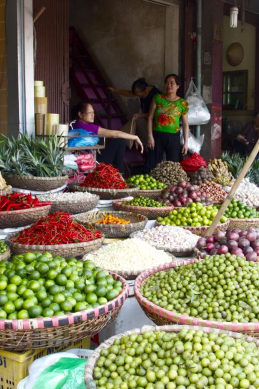 Private Hanoi Food Tour With Train Street - Guided Experience