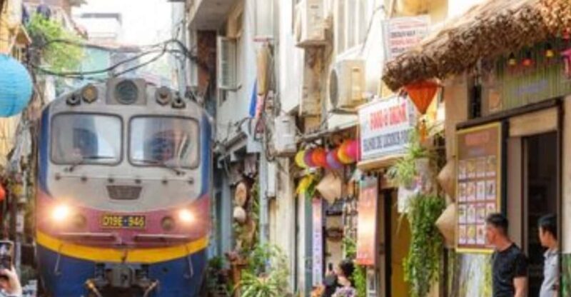 [Private] Hanoi Food Tour With Train Street Visit - Food and Culinary Journey