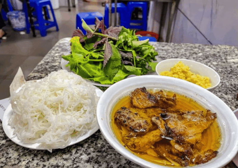 Private: Hanoi Street Food Tour With Train Street Experience - Inclusions and Exclusions