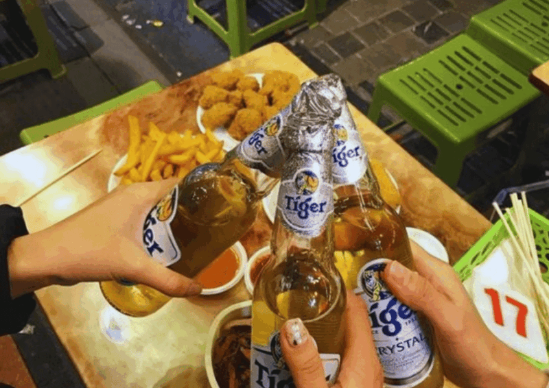 Private: Hanoi Street Food Tour With Train Street Experience - Food Tasting Highlights